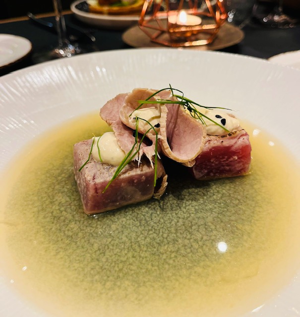 87813d58-927a-439b-8d92-b3eaa11991e7